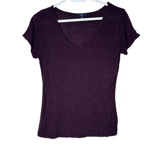 Gap Womens Purple V-Neck T-Shirt Small